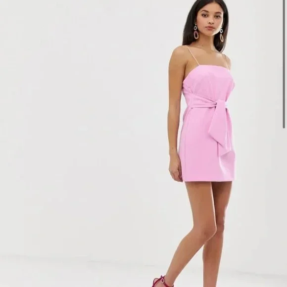 finders keepers pink dress Finders Keepers Mauve Pink Tie Front Essie Halter Dress